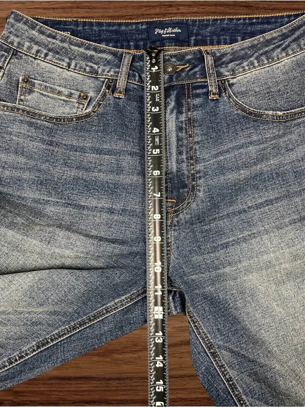 Flag & Anthem Men’s Nashville Straight Visilia Wash Jeans. Size 32/32